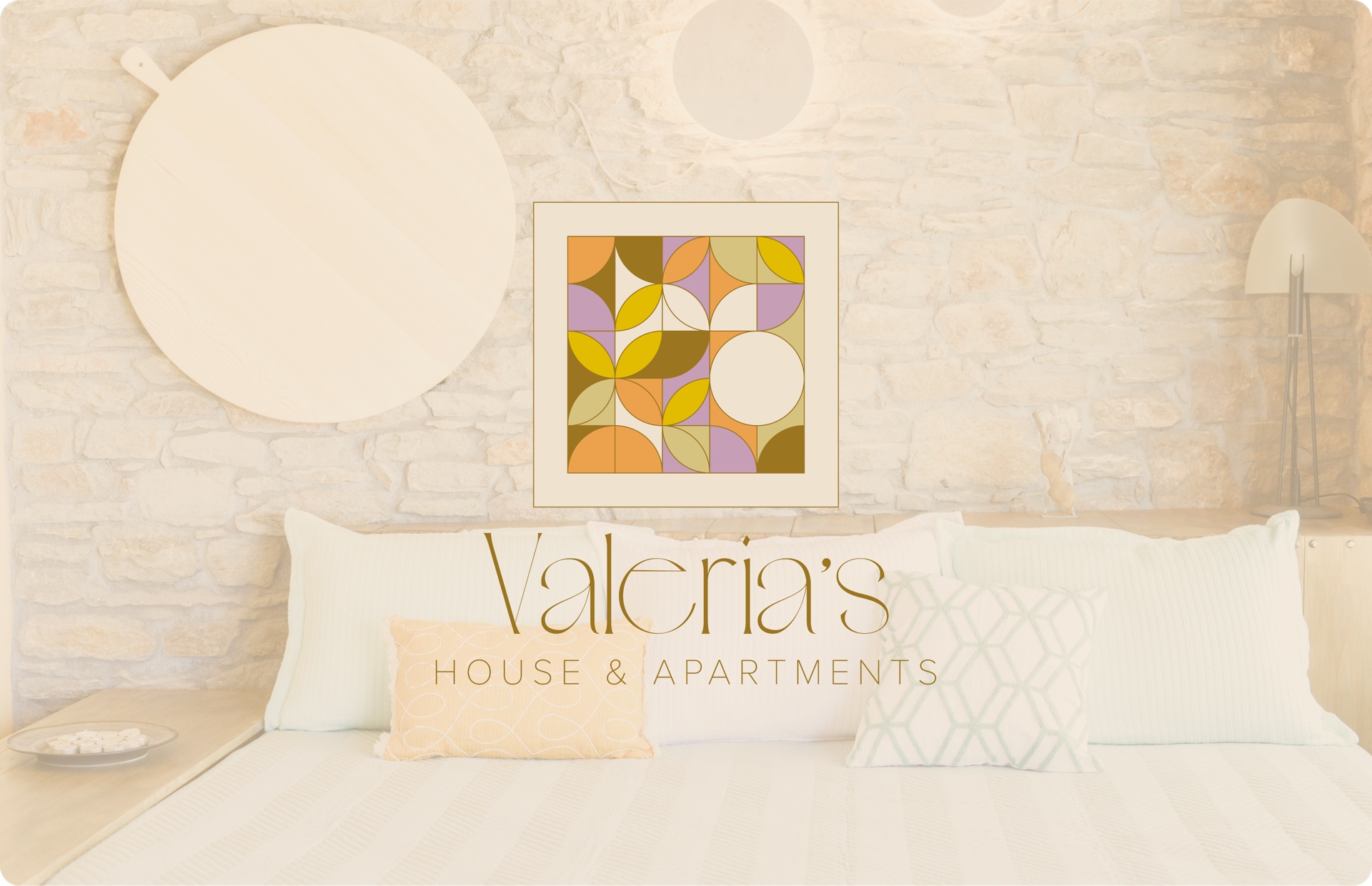 Valeria's House // House & Apartments